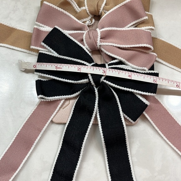 Piper k Set of 3 Hair Bows, New in Package - Picture 5 of 6